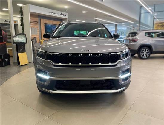 JEEP COMMANDER 1.3 T270 TURBO FLEX LONGITUDE AT6